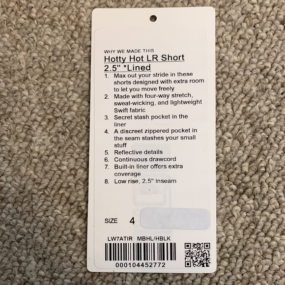 Lululemon Hotty Hot Low-Rise Lined Short 2.5” - Picture 5 of 6